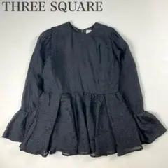 スリースクエア 美品 エンボス シアー タックフレア ブラウス ペプラム ワイド