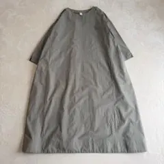 美品】45R でこぼこ天竺のドレス ロングワンピース カーキ コットン
