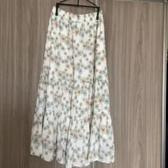 UNIQLO PAUL & JOE 花柄ロングスカート Mサイズのサムネイル