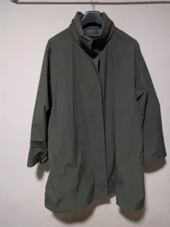 ユニクロ　ブロックテックハーフコート　オリーブ色 3XL
