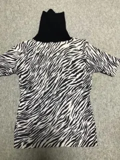 LAUTREAMONT 半袖タートルネックセーター