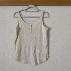 カップ無し　タンクトップ