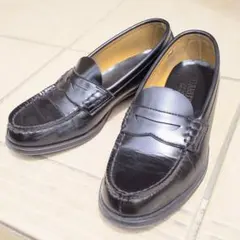 ハルタ黒ローファー