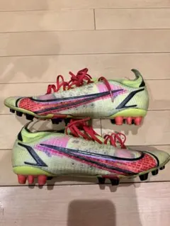 Item thumbnail for item a3d161cc-3b61-4d39-8241-e21b13e0ef6c