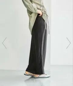 【新品】LEPSIM レプシィム 今期 ストレッチサテンスカート