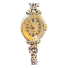 Chanel 19 Jewels 10K W.G.F. 腕時計のサムネイル