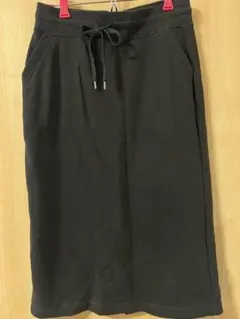 UNIQLO ブラック タイトスカート M