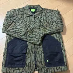 HＵＦ　アウター　迷彩柄　ジャケット