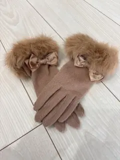 ファーリボン付きグローブ