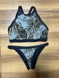 Hurley セパレート水着 ビキニ ボタニカル柄のサムネイル
