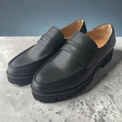 ATELIER BRUGGE アトリエブルージュ　厚底ローファー 黒 24cmのサムネイル