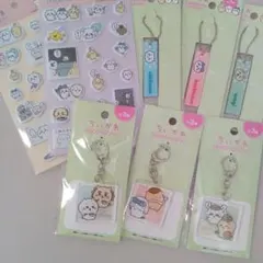 ちいかわ　アクリルキーホルダー　アクリルスティックキーチェーン　ぷくっとシール