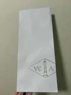 Van Cleef & Arpels 紙袋