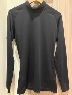 長袖インナー　M ブラック