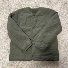 美品ユニクロ　オリーブグリーン キルティングジャケットリバーシブル 150cm