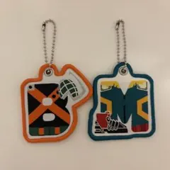 PEOPLE1 MVキーホルダー 3点セット PEOPLE1 MV主人公 ラバーキーホルダー - メルカリ