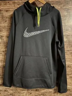 Nike Therma-Fit パーカー Mサイズ ブラック