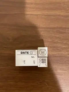 TOMO Shopさん　木製スタンプ 3個セット 日付・クマ・送迎