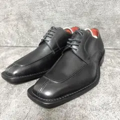 Item thumbnail for item 6cc445dc-e2b3-41e9-8fc8-8fe263e5f4b9