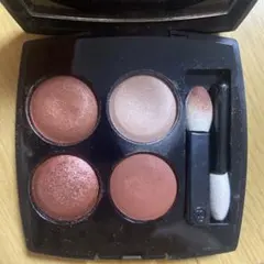 シャネル レ キャトル オンブル　372 ブーケ　アンブレ