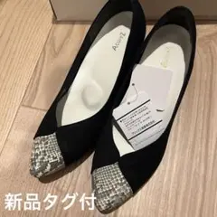 【新品タグ付】アキュアーズ　パンプスのサムネイル