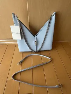 美品☆ GIVENCHY ショルダーバッグ チェーン GV3 2way - メルカリ