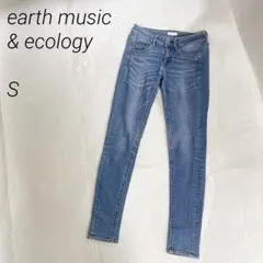 earth music&ecology デニムパンツ　スキニージーンズのサムネイル
