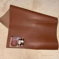 ブラウンフェイクレザーシート