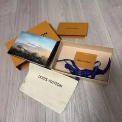 LOUIS VUITTON フォンダシオン ルイヴィトン 置物　結婚式のサムネイル