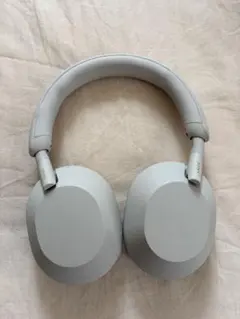 [美品]SONYワイヤレスノイズキャンセリングヘッドホン WH-1000XM5のサムネイル