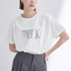ur's tシャツ 箔プリントTシャツ レディースのサムネイル