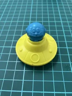 レトロ】映画ドラえもん 入場者プレゼント ミニドラUFO 当時物 - メルカリ