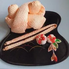 【七五三No.72】かのこ、前髪飾り、鶴梅②簪（淡桜）３点セット（淡桃絞り）