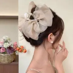 シアー リボン バンスクリップ 大きめ ベージュ 韓国 ヘアクリップ　オフィス