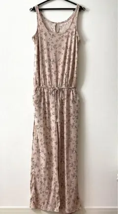 花柄　くすみピンク　オールインワン