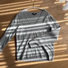 ユニクロ カシミヤVネックセーター