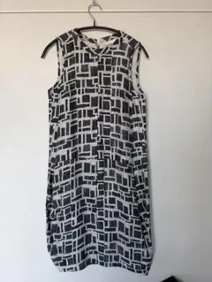 美品】S MaxMara 幾何学模様 リネン混 ノースリーブワンピース 40