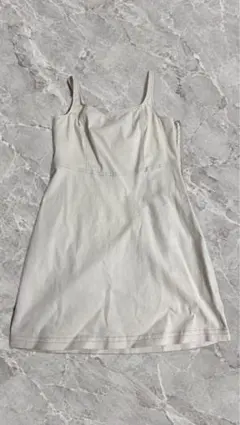 Hollister ホリスター　キャミワンピース　アイボリー