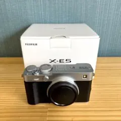 美品】FUJIFILM X-E5 ボディ シルバー ショット数383回 - メルカリ