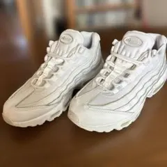 NIKE AIR MAX 95 エアマックス95 トリプルホワイトのサムネイル