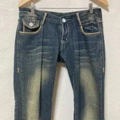 Item thumbnail for item b6e08025-b0c0-4aab-93b1-84b475641b04