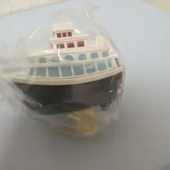 東京ディズニーリゾート　カプセルトイ　スイスイボート 蒸気船マークトウェイン号
