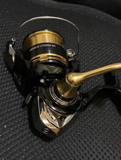 Shimano Cardiff CI4+ C2000HGS 本体 - メルカリ
