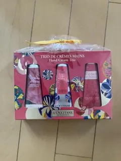 未開封　ロクシタン ハンドクリーム ノエルハンドクリームトリオ