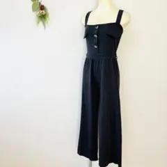 ウエストゴムサロペットパンツ　オールインワン　チャコールグレー灰色系　細見え