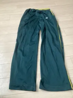 adidas ダークグリーン パンツ M