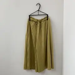 ガウチョパンツ　ワイドパンツ　キュロット　GU 140㎝　イエロー