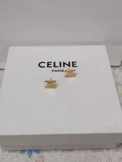 超人気美品✨セリーヌ トリオンフ スタッズ ピアス　ゴールド