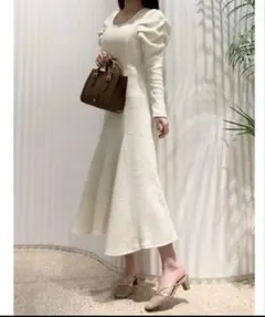 バックオープンカットワンピース