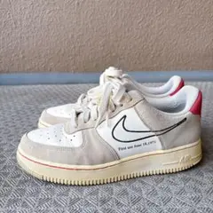 ナイキ エア フォース 1 '07 LV8 "First Use"